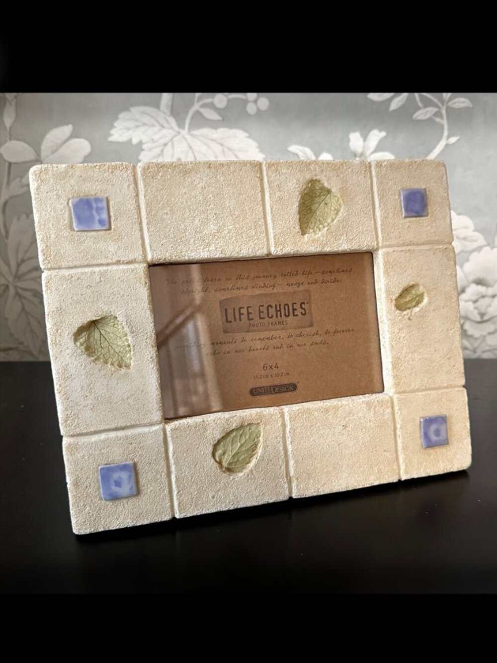 Vintage 90s Life Echoes Picture Frame for 4x6 Photo with Leaves & Tiles